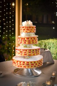 tota millefoglie a più piani per matrimonio in Piemonte